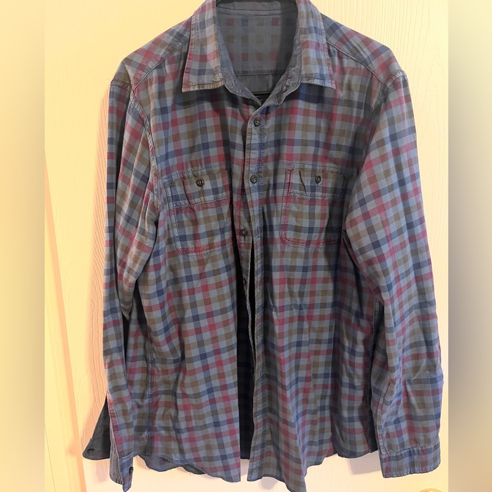 Reversible casual plaid shirt